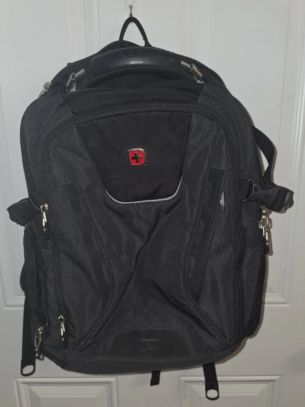 SwissGear Black Men's Laptop Backpack - Black